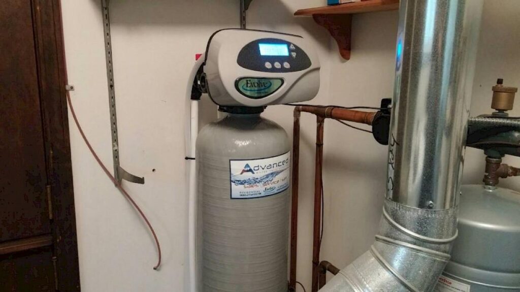 ES 1044 water softener installed in Howell, MI.
